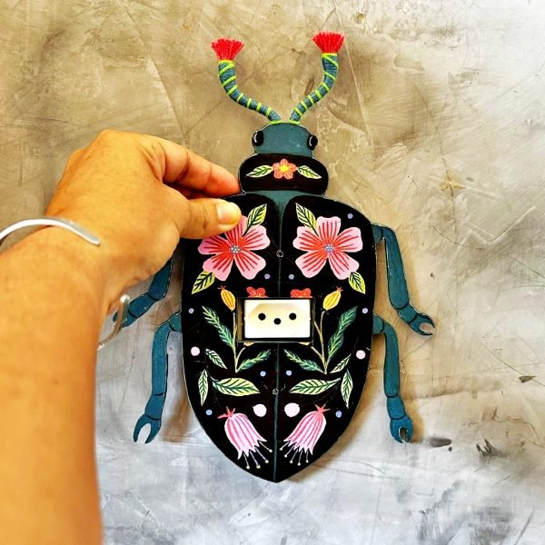 Espelho de tomada Besouro Floral - Imagem 5